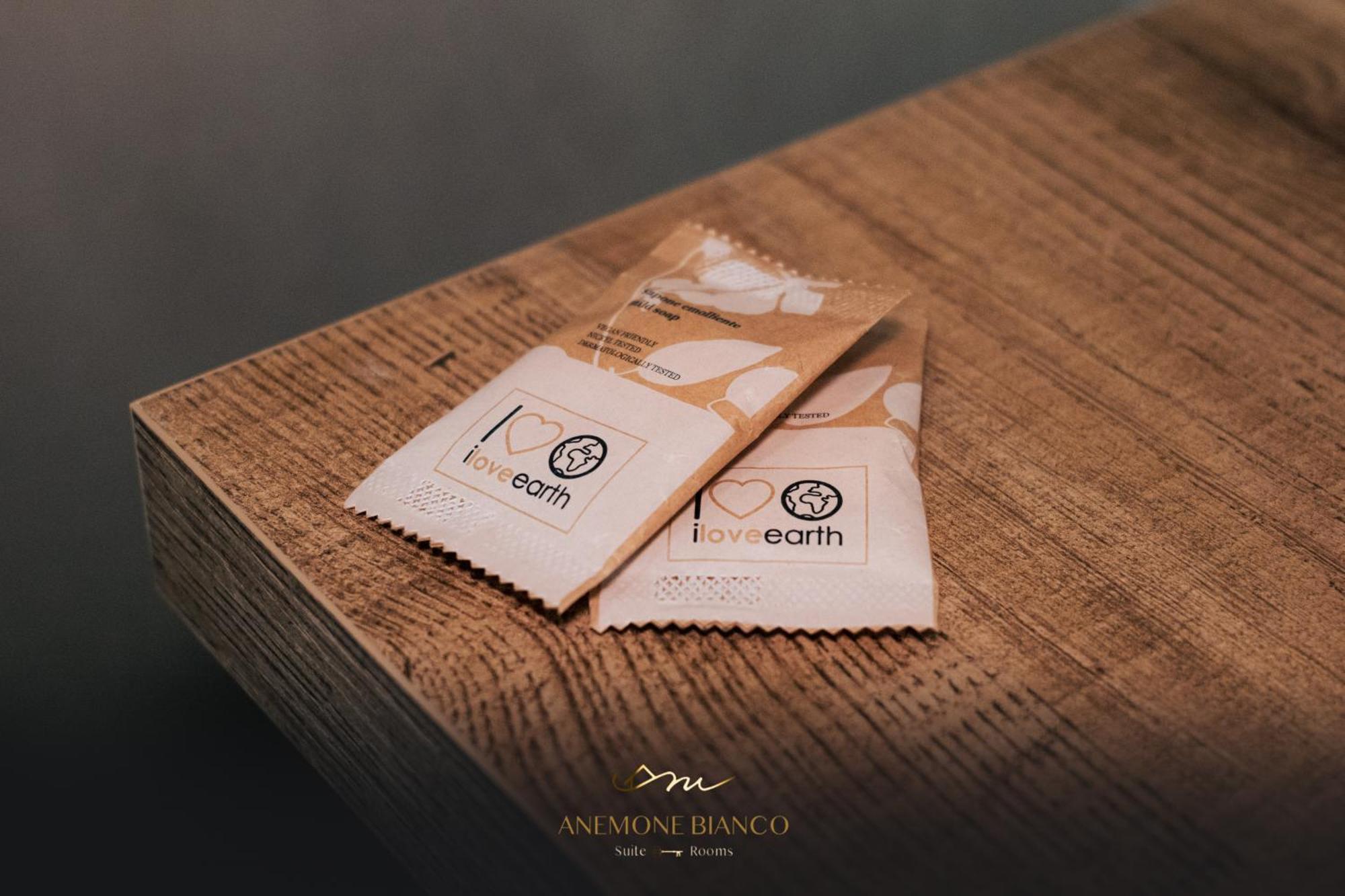 Anemone Bianco Suite Rooms Tonalepass Exterior foto