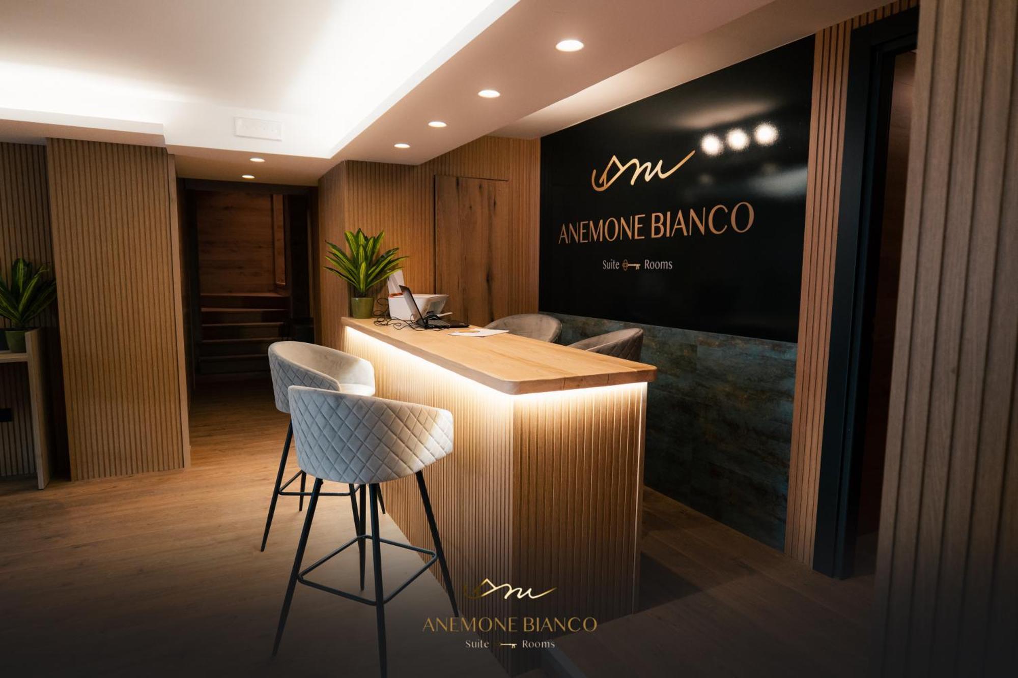 Anemone Bianco Suite Rooms Tonalepass Exterior foto