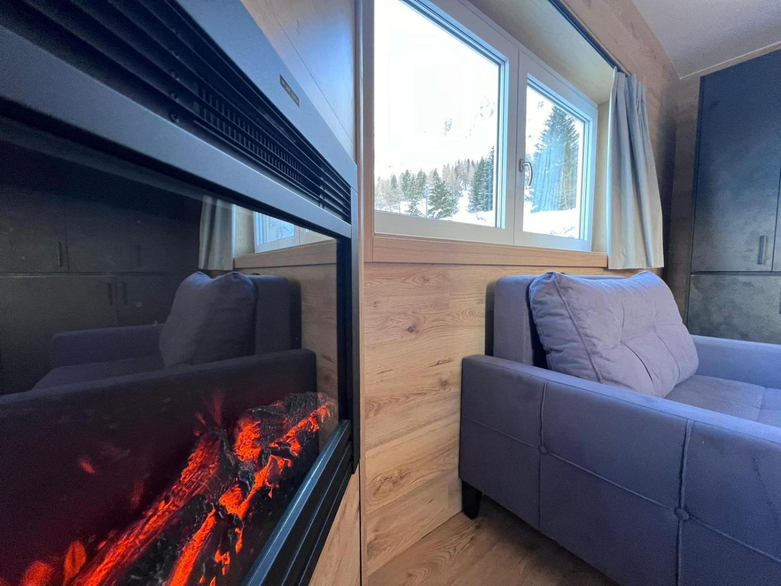Anemone Bianco Suite Rooms Tonalepass Exterior foto
