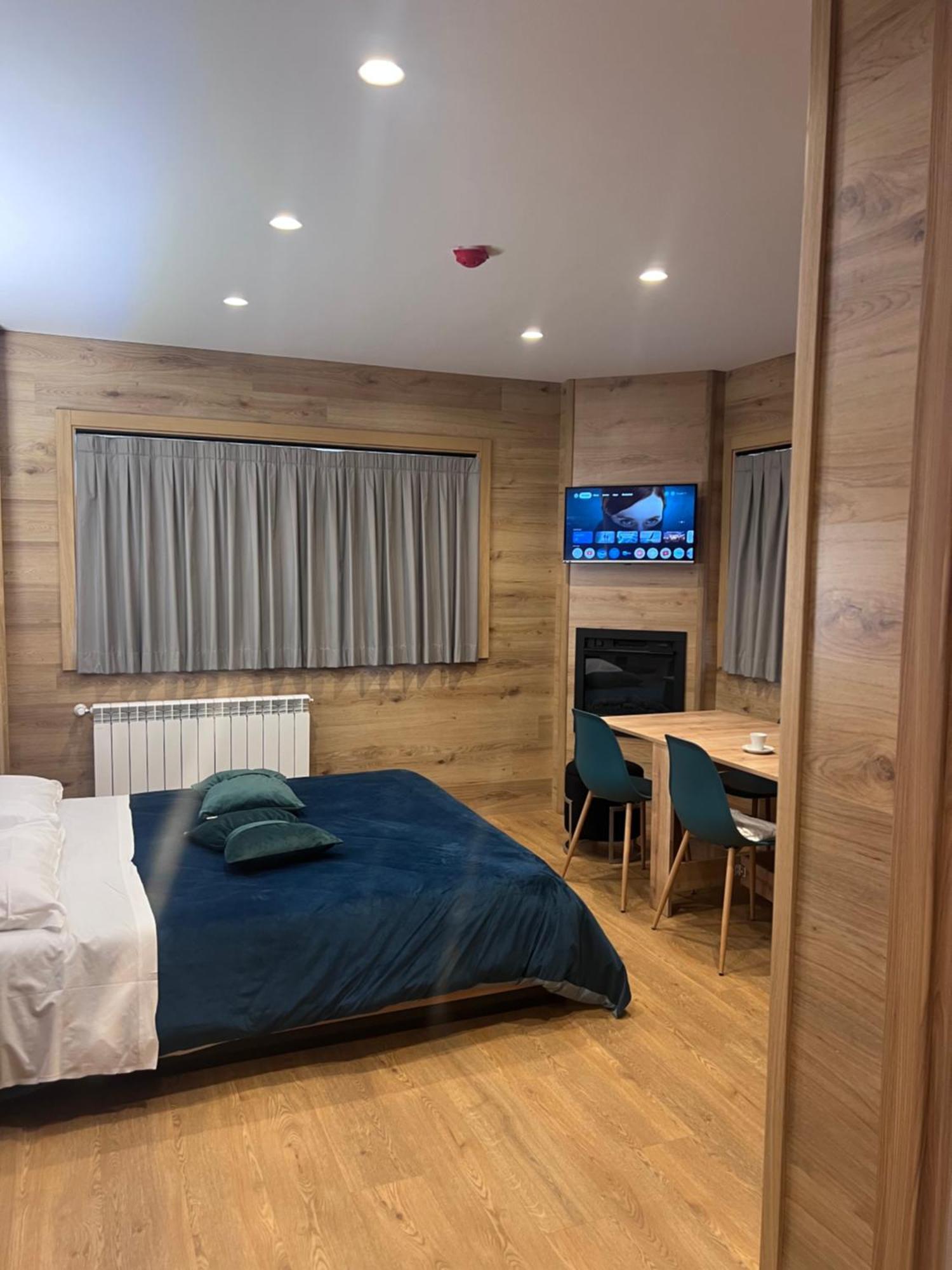 Anemone Bianco Suite Rooms Tonalepass Exterior foto